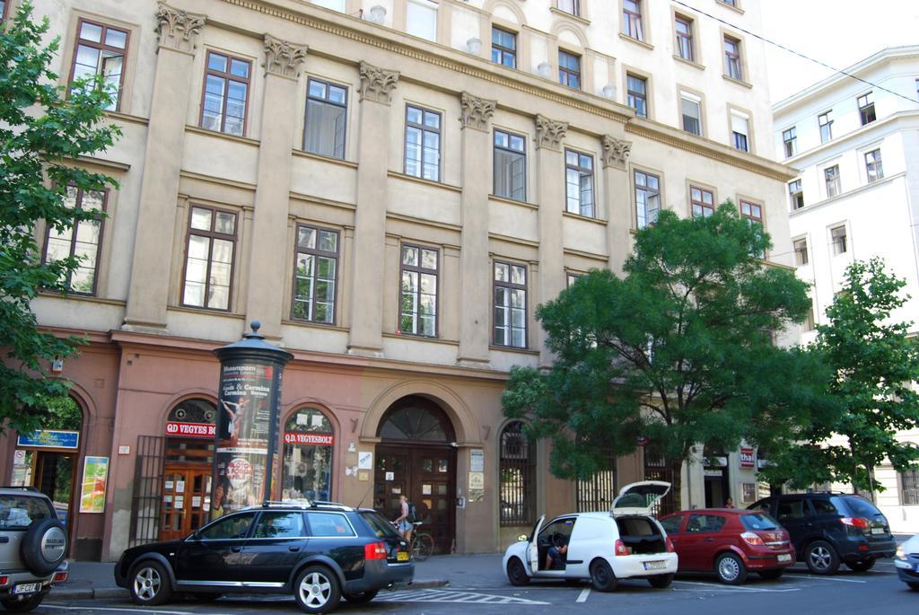 Budapest Centrum Cozy Hostel Buitenkant foto