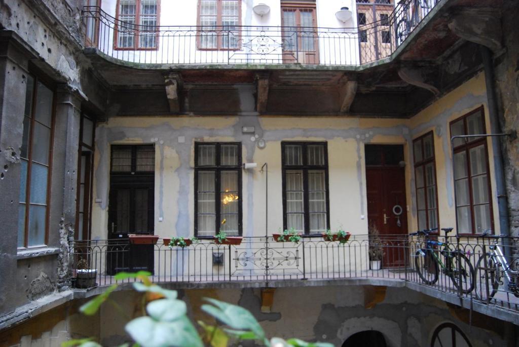 Budapest Centrum Cozy Hostel Buitenkant foto
