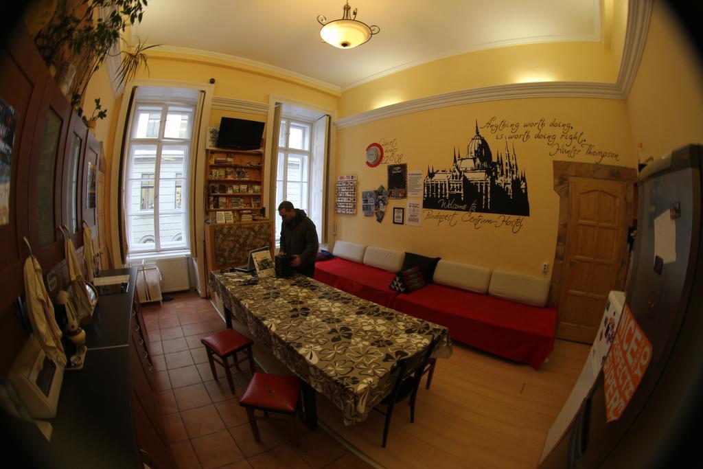 Budapest Centrum Cozy Hostel Buitenkant foto