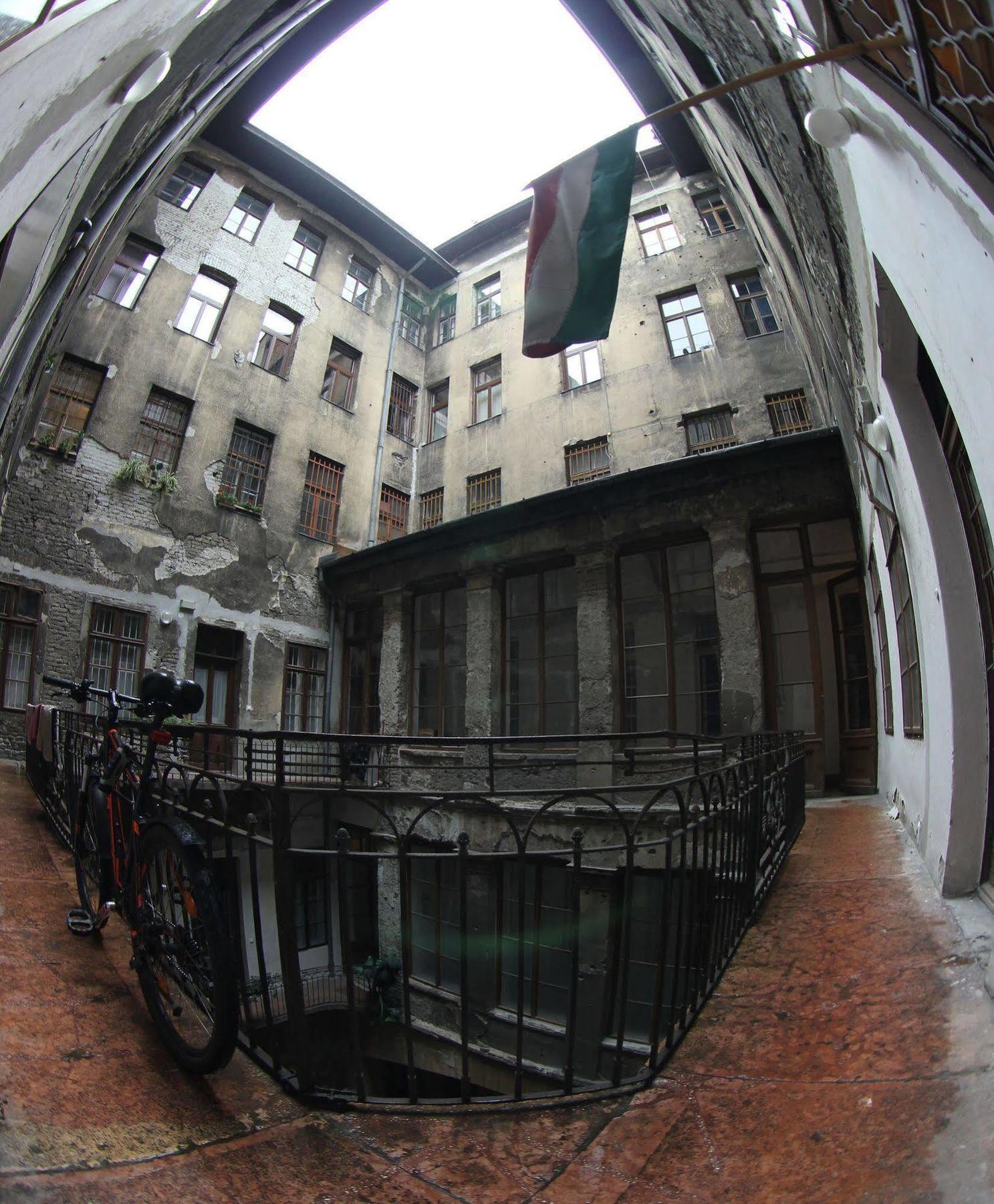 Budapest Centrum Cozy Hostel Buitenkant foto