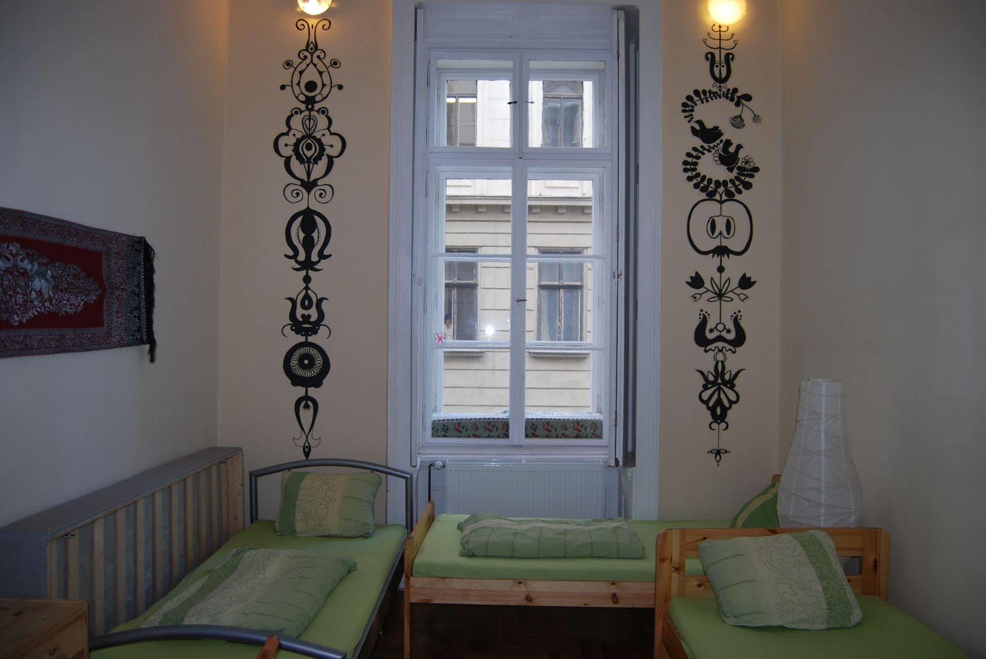 Budapest Centrum Cozy Hostel Buitenkant foto