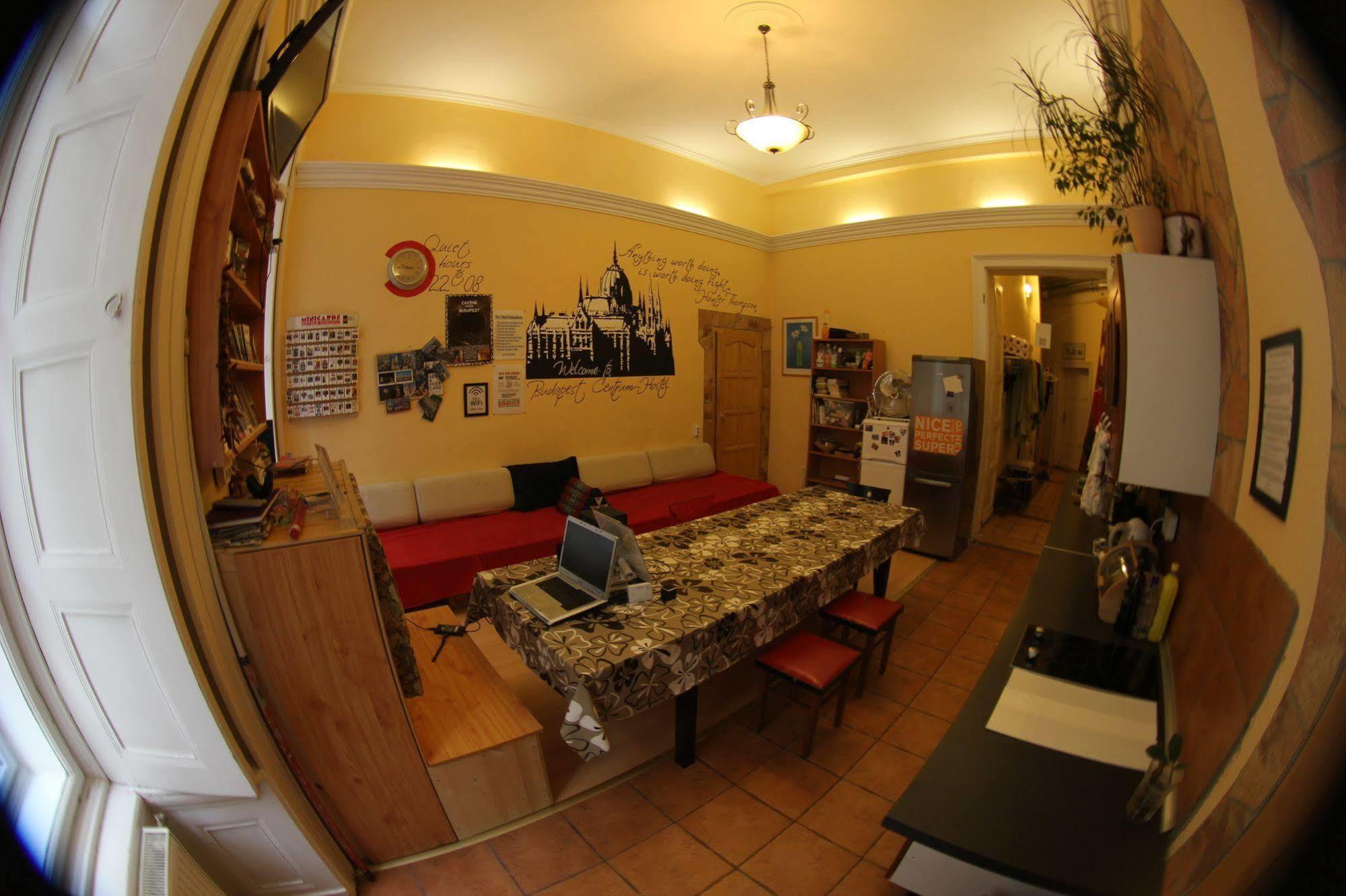 Budapest Centrum Cozy Hostel Buitenkant foto